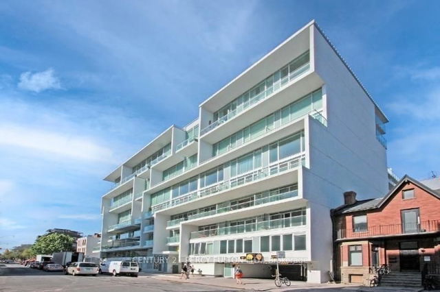 1007 - 75 Portland Street