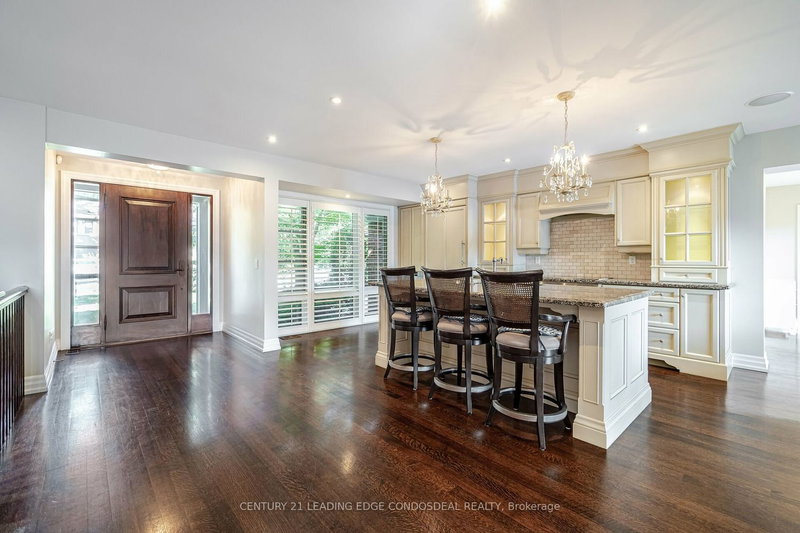 96 Laurentide Dr, Toronto, M3A 3E5 | Image 3