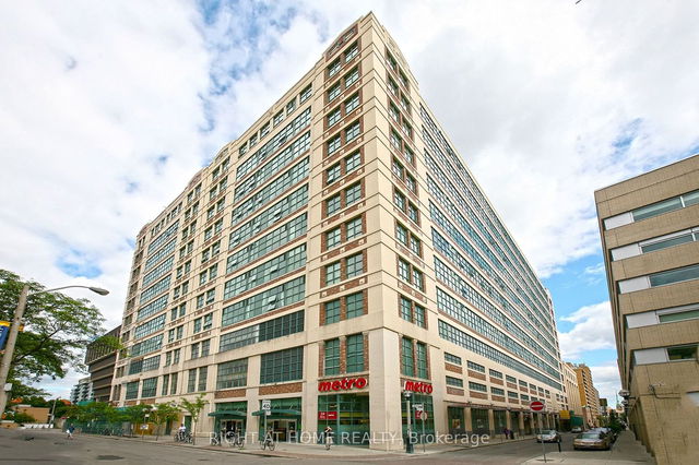 427 - 155 Dalhousie Street