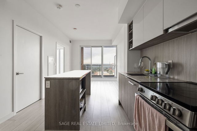 1305 - 31 Tippett Road
