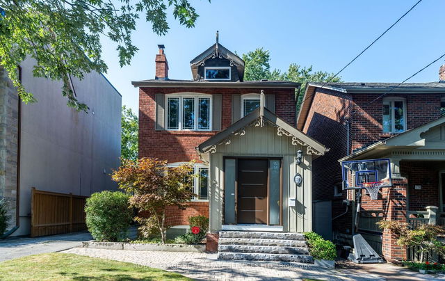174 Woburn Avenue
