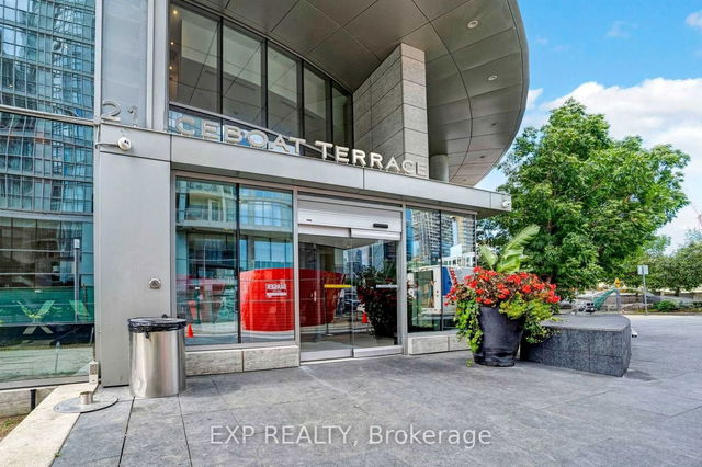 325 - 21 Iceboat Terrace