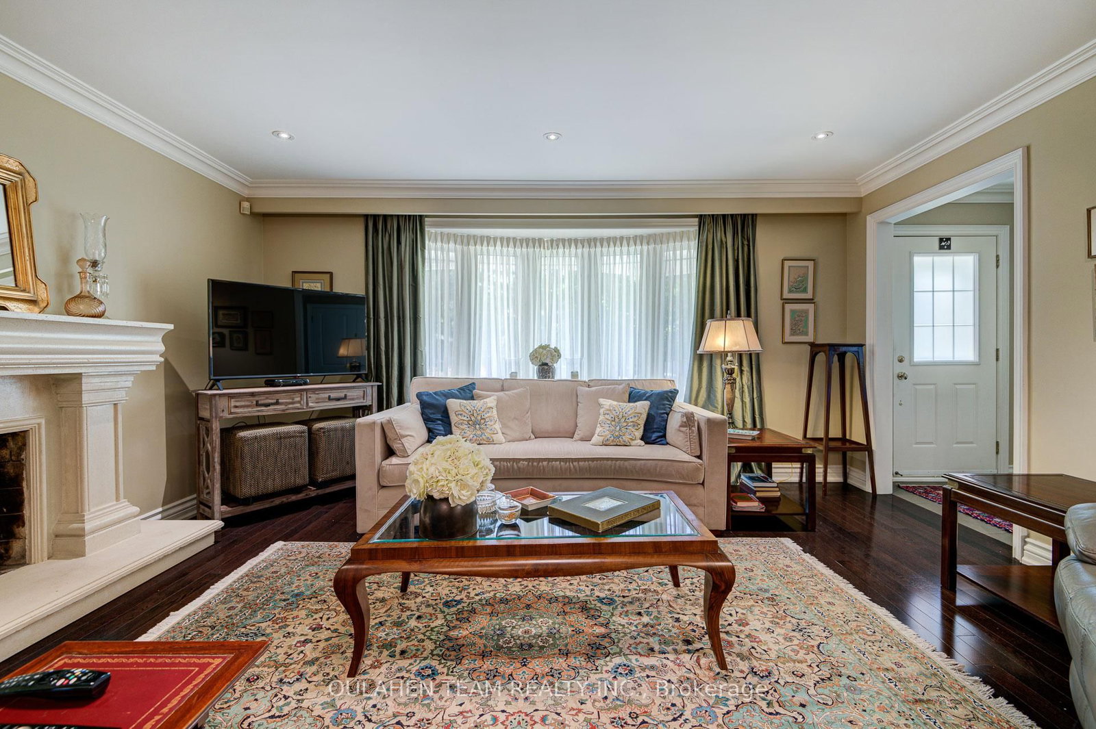 Listing Image 7