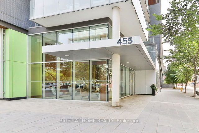 S116 - 455 Front Street