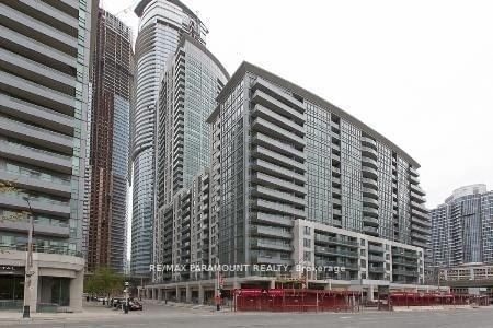 1126 - 25 Lower Simcoe Street