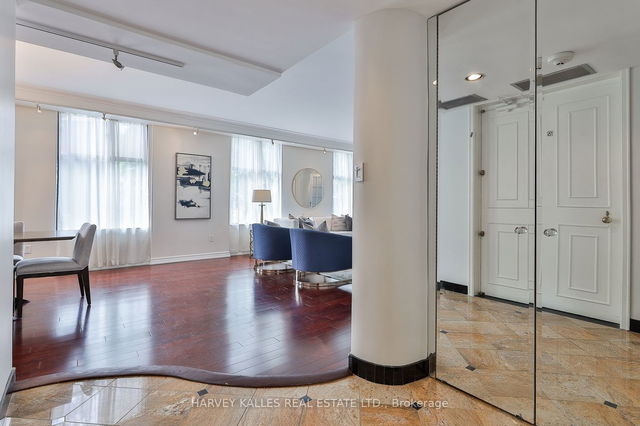 2 - 423 Avenue Road