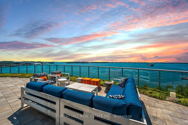 716 - 1 Edgewater Drive
