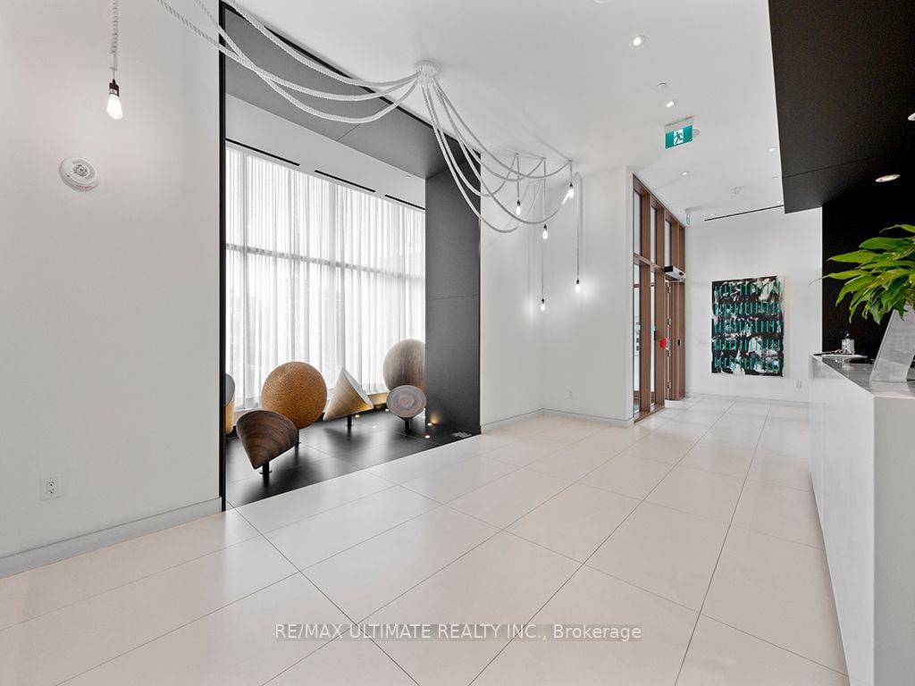 Listing Image 28