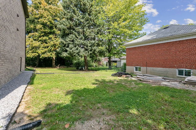 276 Horsham Avenue