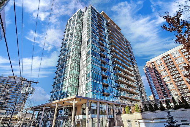401 - 26 Norton Avenue
