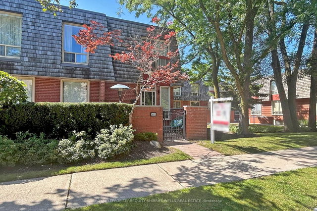 #5 - 38 Yorkminster Road