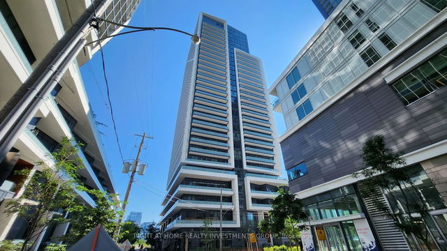 2204 - 30 Ordnance Street