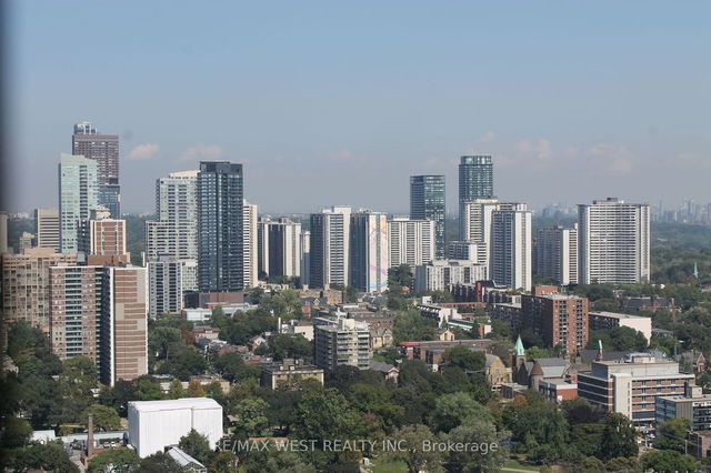 3803 - 181 Dundas Street