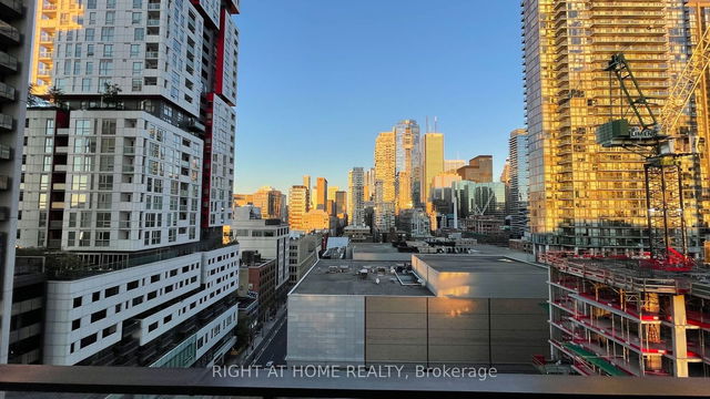 1108 - 125 Peter Street