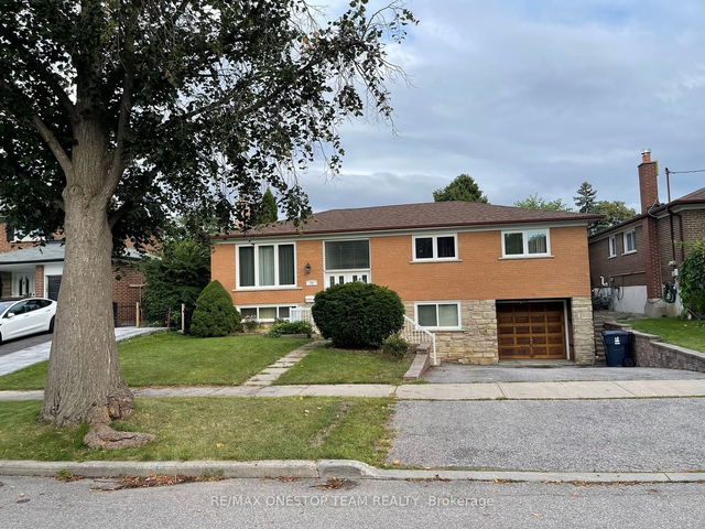 73 Houston Crescent