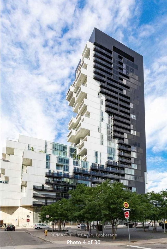 1112 - 170 Bayview Avenue