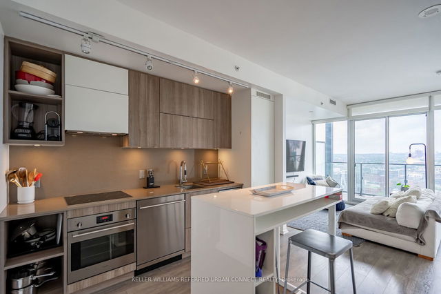 2303 - 125 Peter Street