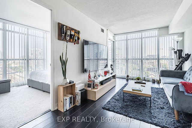 1212 - 15 Iceboat Terrace