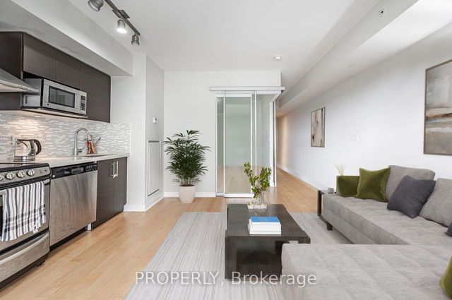 1109 - 58 Orchard View Boulevard