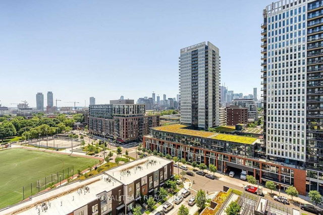 1112 - 20 Tubman Avenue