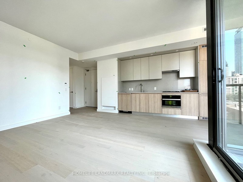 704 - 81 Wellesley St E, Toronto, M5Y 0C5 | Image 3