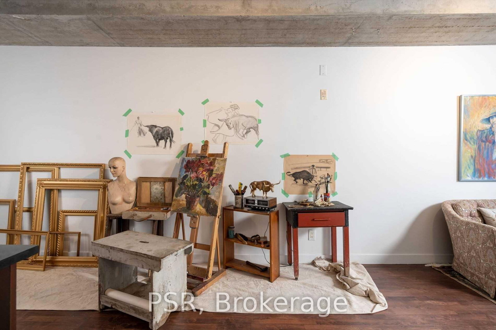 Listing Image 6