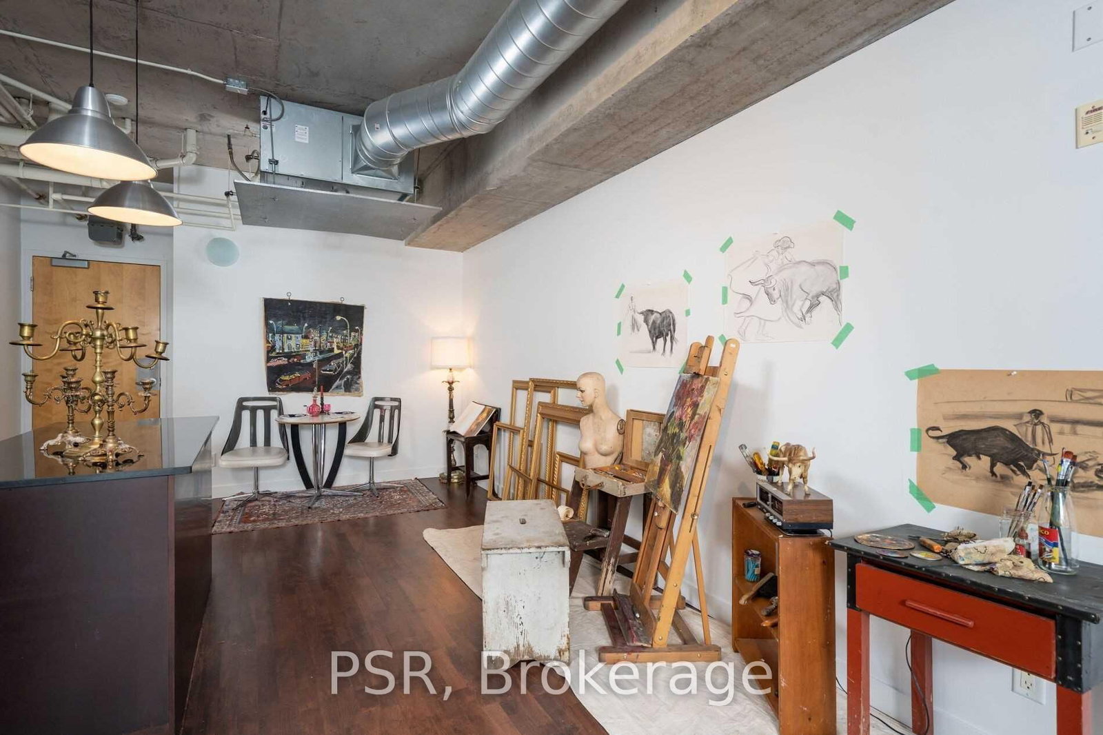 Listing Image 7