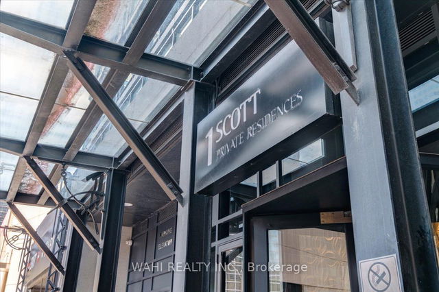 212 - 1 Scott Street