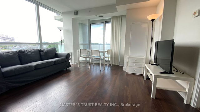 304 - 5740 Yonge Street