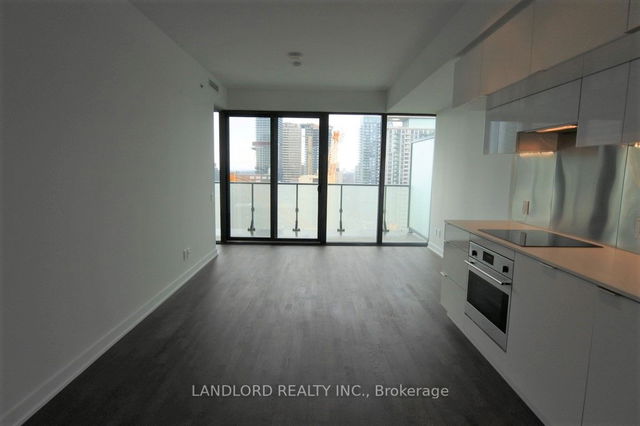 1801 - 185 Roehampton Avenue