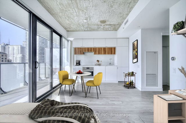 1211 - 185 Roehampton Avenue