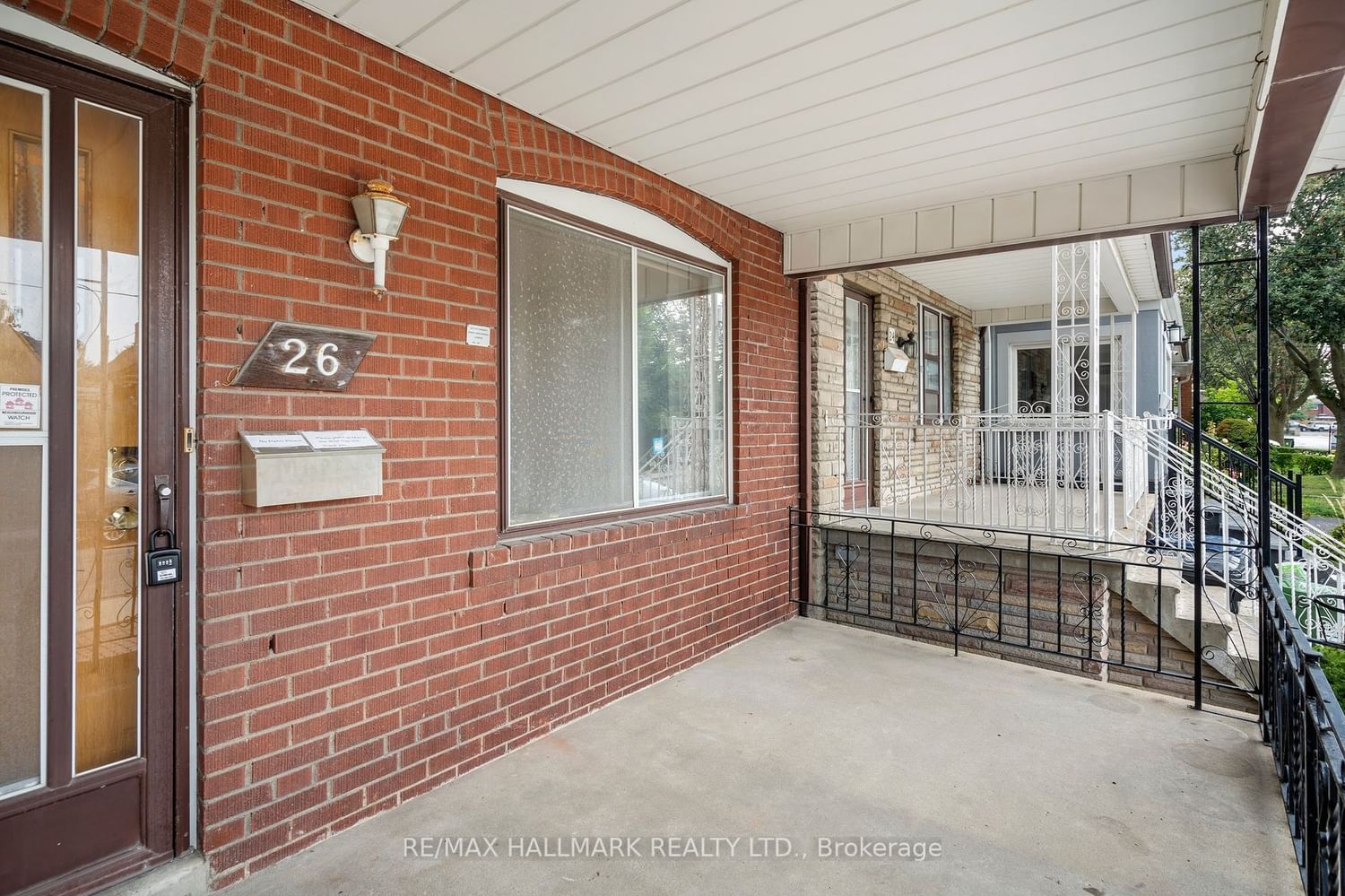 Listing Image 3