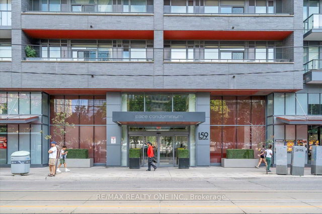 702 - 159 Dundas Street