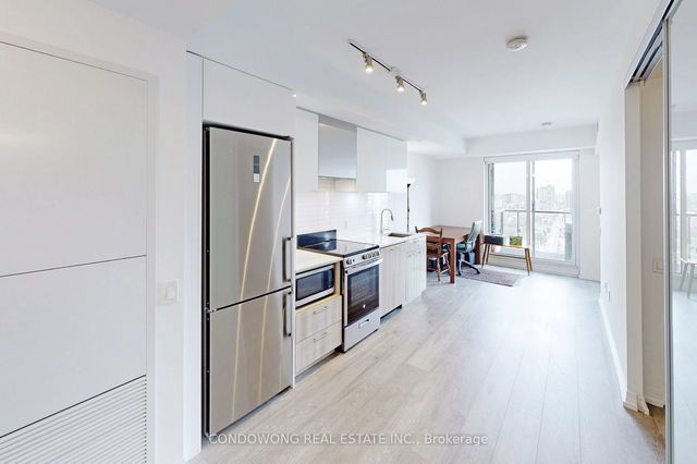 2415 - 251 Jarvis Street