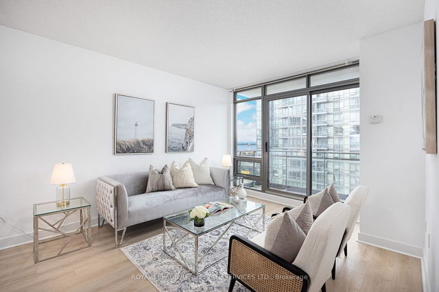911 - 3 Navy Wharf Court