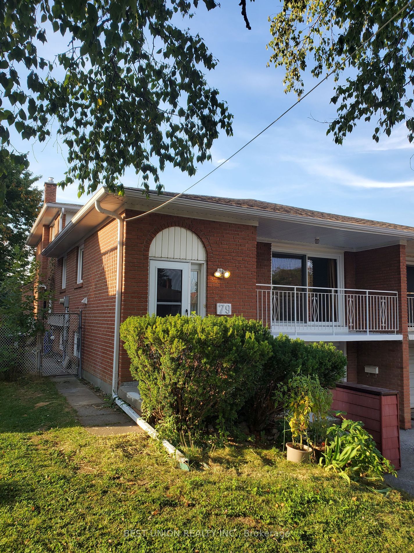 Listing Image 3