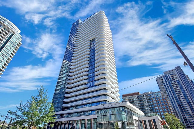 703 - 15 Holmes Avenue