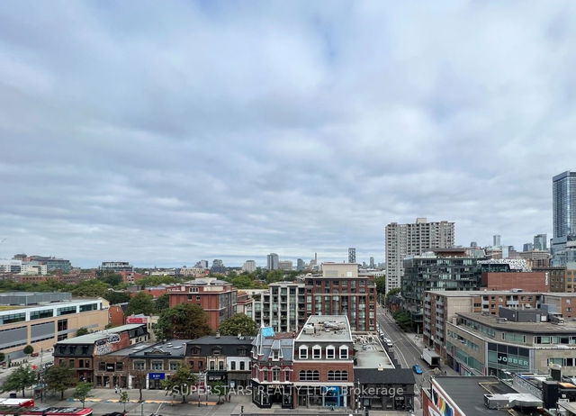 903 - 318 Richmond Street