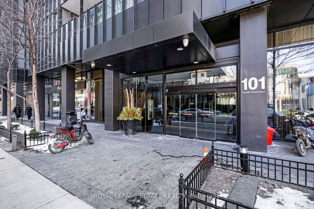 1909 - 101 Charles Street