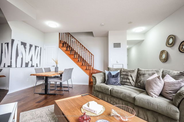 PH18 - 308 Palmerston Avenue