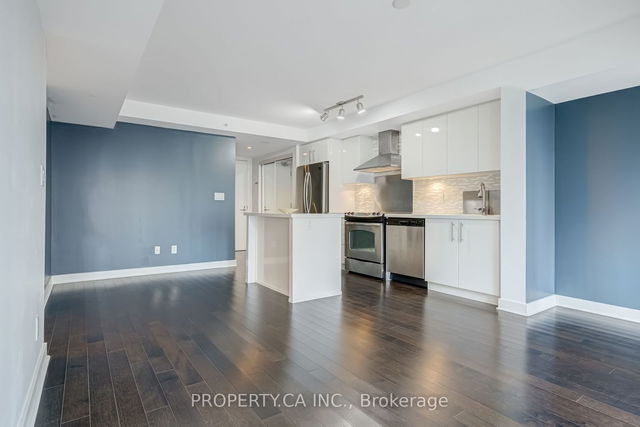 907 - 58 Orchard View Boulevard
