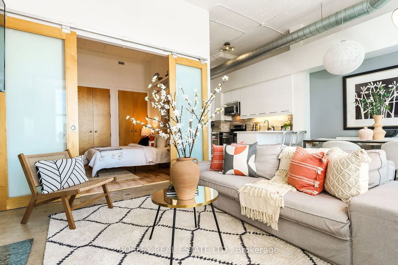 748 - 155 Dalhousie St, Toronto, M5B 2P7 | Image 3