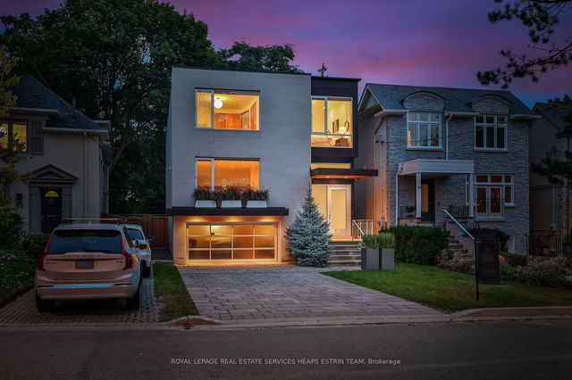 63 Douglas Crescent