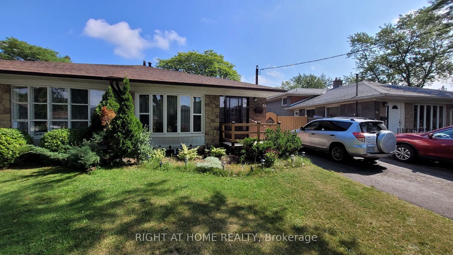 Listing Image 0