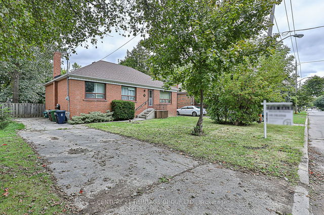 64 De Quincy Boulevard
