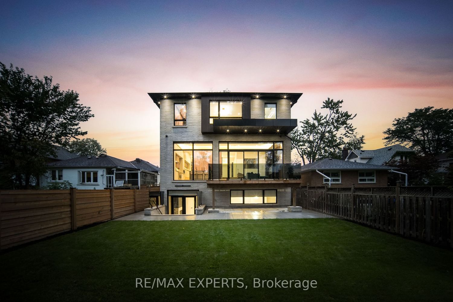 Listing Image 3