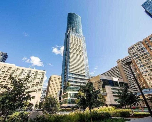 1502 - 386 Yonge Street