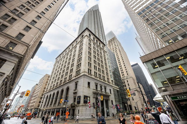 1020 - 1 King Street