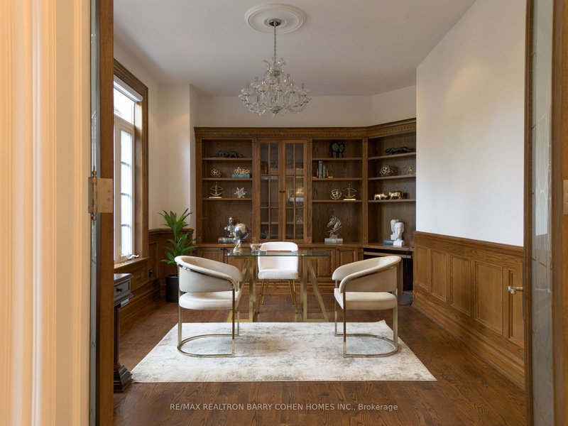 17 Truman Rd, Toronto, M2L 2L4 | Image 3