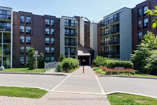 110E - 30 Fashion Roseway N/A